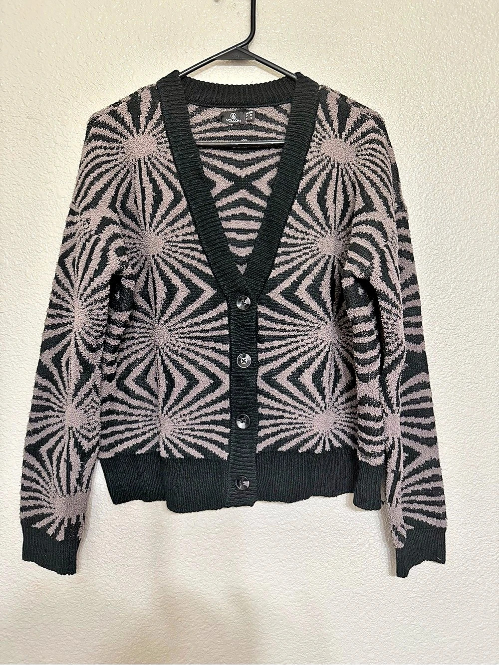 Volcom Geometric Cardigan in Black & Pink Size Medium Like New